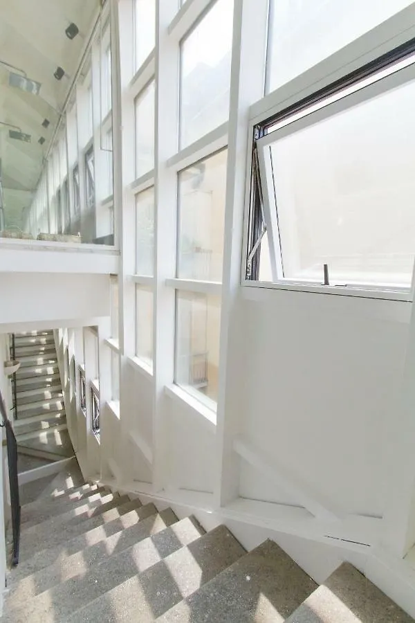 Apartmán Elegante E Completamente Arredato Apt In Duomo Milán Itálie