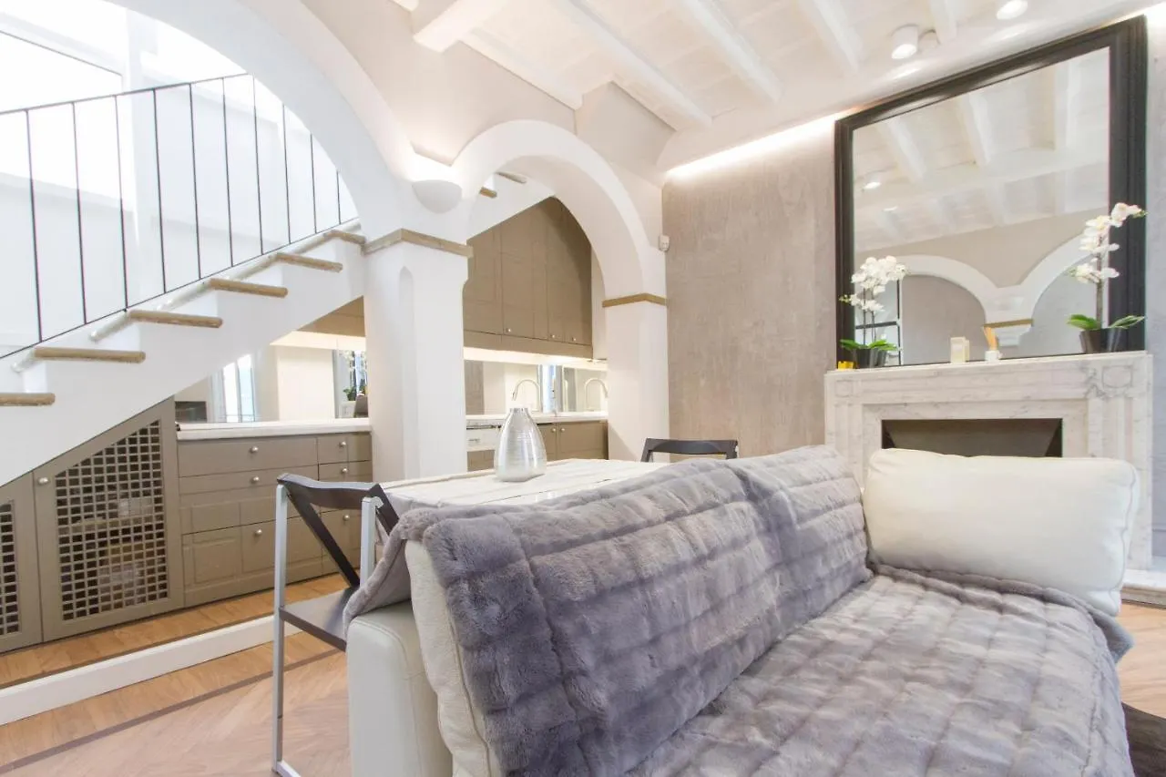 Apartmán Elegante E Completamente Arredato Apt In Duomo Milán